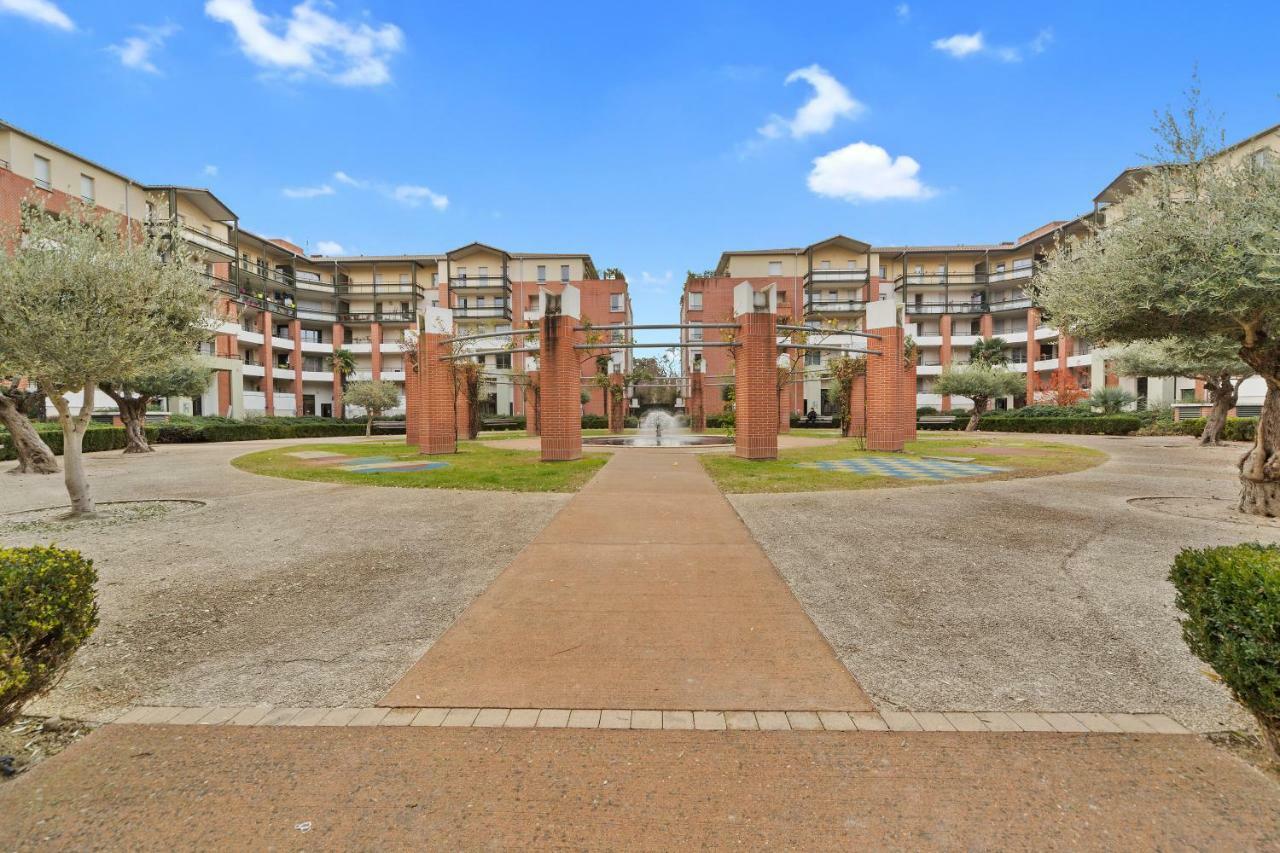 L Oasis Studio Proche Hopital Et Aeroport Piscine Parking &Netflix Тулуза Екстериор снимка